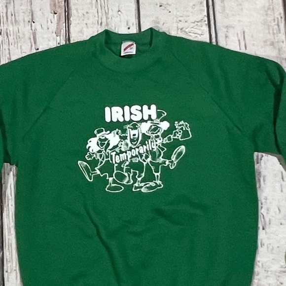 Vintage Irish Temporarily Ireland St Patricks Day 1980s Sweatshirt - Picture 2 of 4